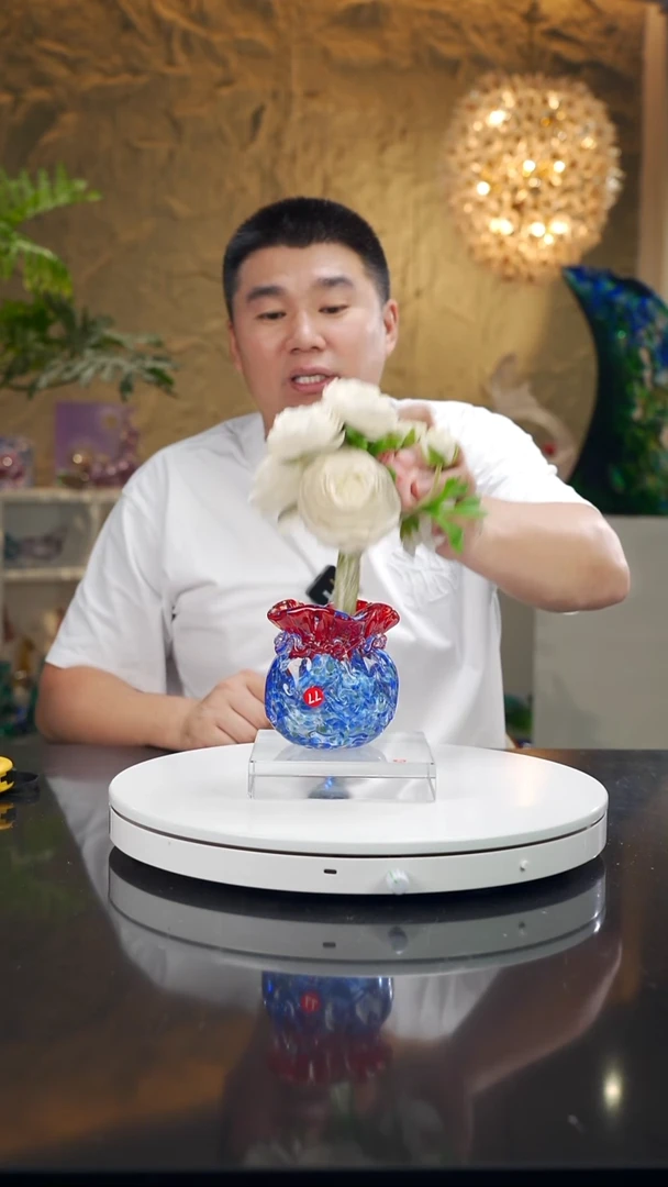 摆件s**i福利红蓝钱袋摆件