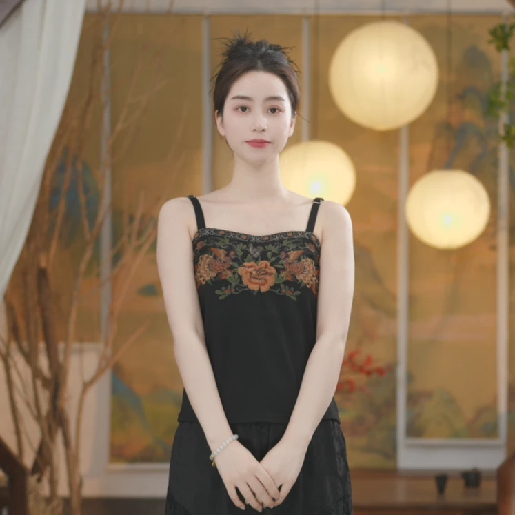 素娘民族风通勤时尚蕾丝绣花背心吊带含杯垫夏季百搭女士S24655D