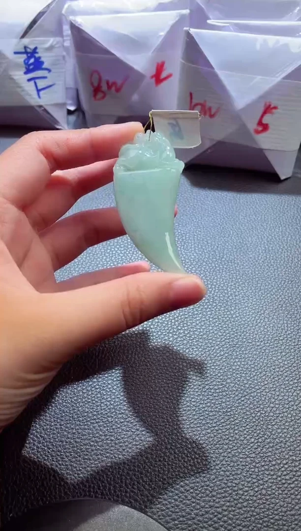 颈饰未镶嵌翡翠00008866