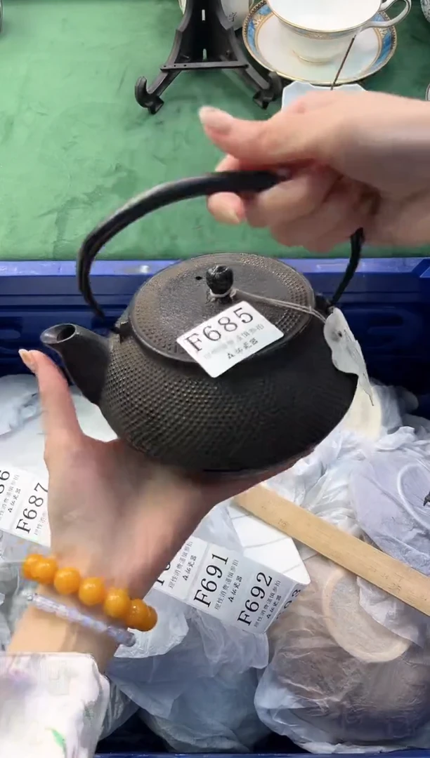 【闪购商品】瓷片          F685