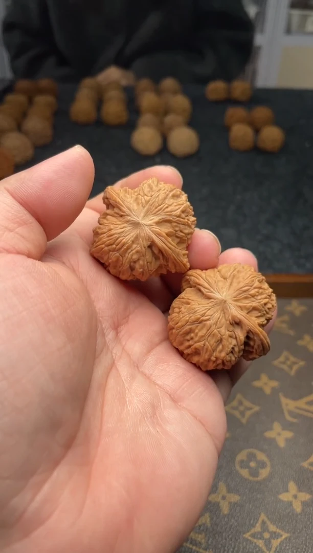 把件文玩核桃B2541尺磨盘