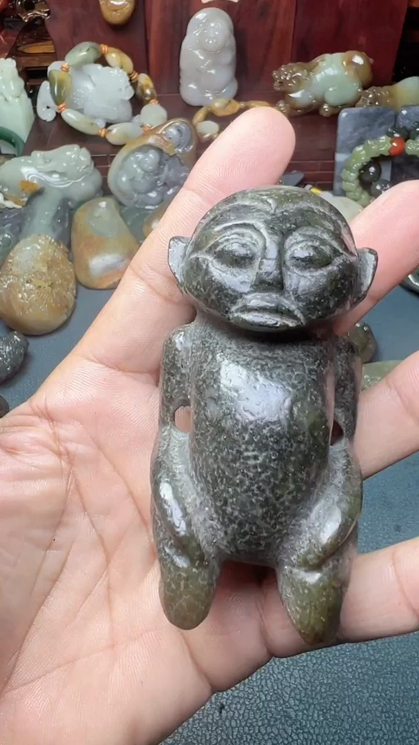 未镶嵌和田玉把件-