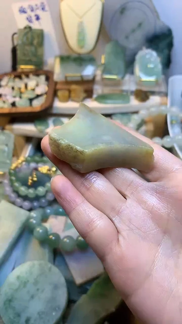 未镶嵌挂件翡翠 缅甸A货翡翠，没有运费险