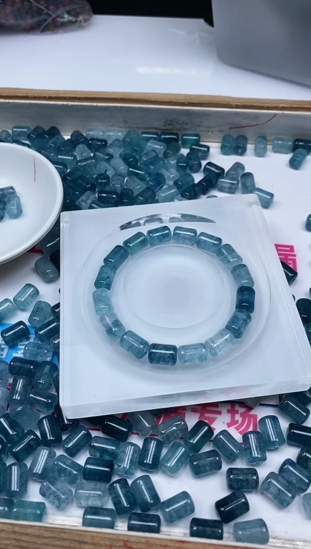 散珠未镶嵌碧玺A1633蓝碧玺桶珠8×12mm10个9.9元