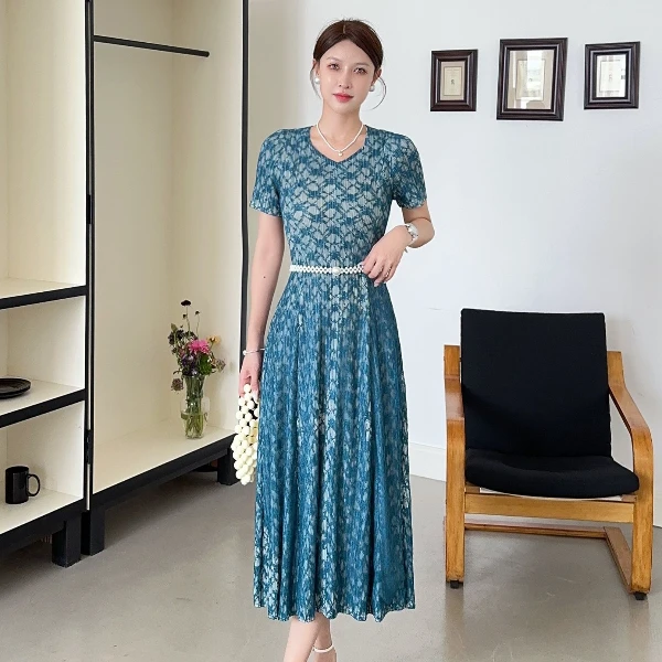 【文文家】SK209三宅褶皱轻奢女装#圆领蕾丝复合布珍珠腰带连衣裙