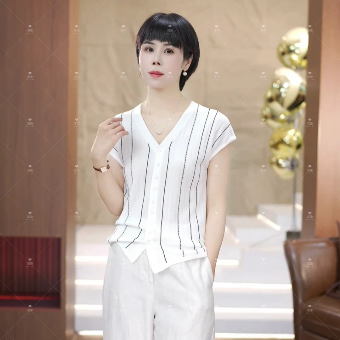 【渲渲推荐】LQ-25033夏季时尚V领竖条纹一排扣小衫