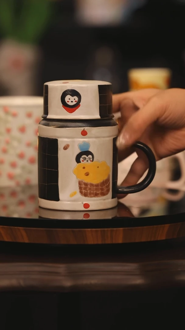 【闪购商品】摆件景德镇釉下彩绘设计师款陶瓷