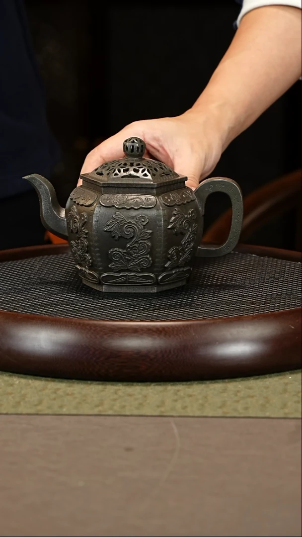茶壶紫砂30 邵沛华 老天青 六方镂空宫灯 620cc