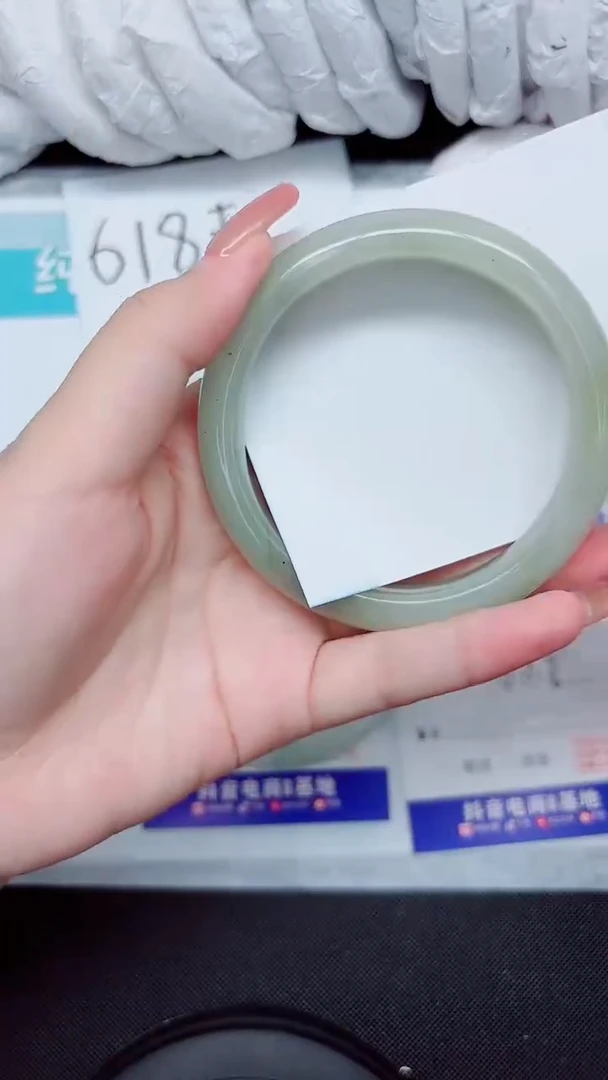 石英质玉手镯未镶嵌38-60