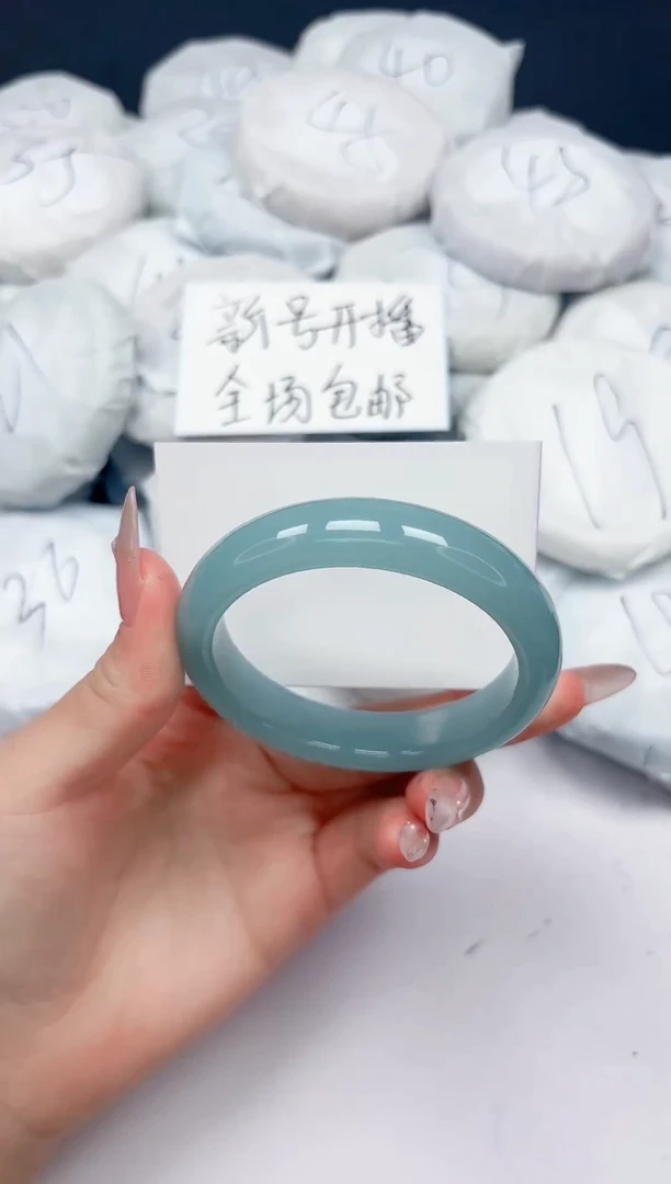 未镶嵌手镯石英质玉A174/5758