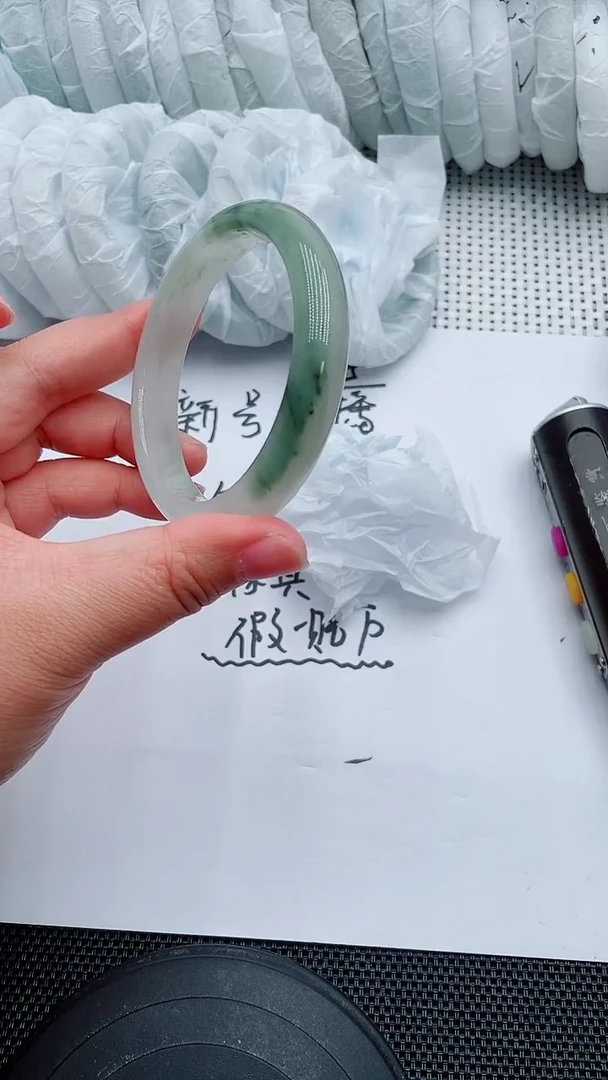 未镶嵌手镯石英质玉41-60-61