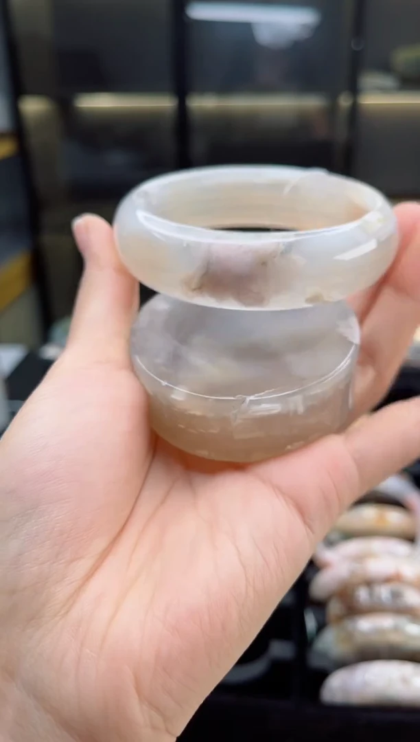 石英质玉手镯未镶嵌61圈口（赠送镯心）3688073