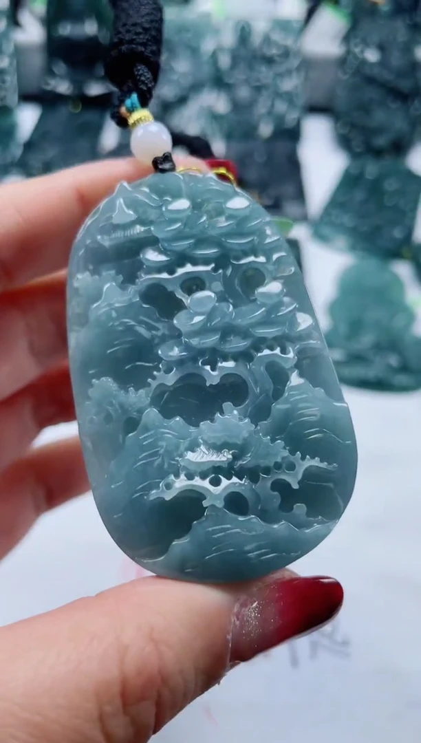 【闪购商品】翡翠颈饰未镶嵌