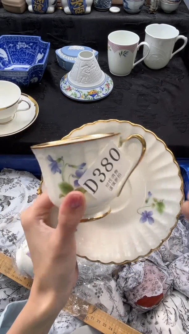 瓷片晴**郎       D382