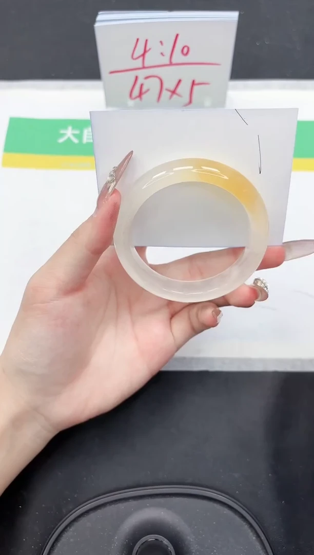 【闪购商品】石英质玉手镯未镶嵌342-54.8