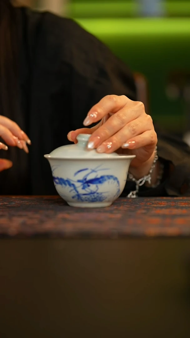 瓷片