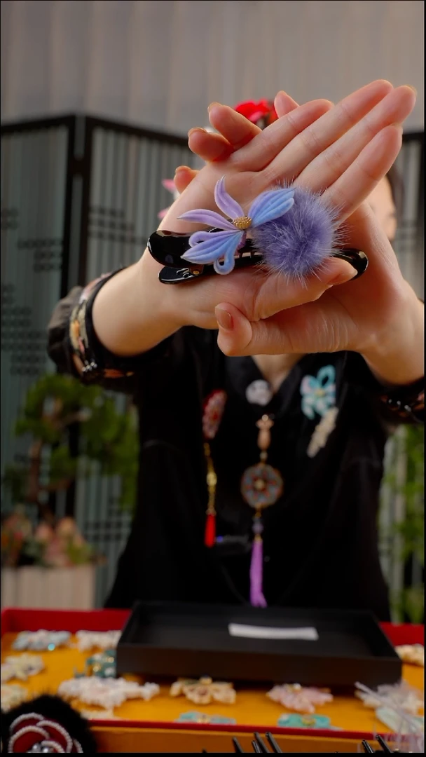 刺绣非遗苏绣绒花手工饰品