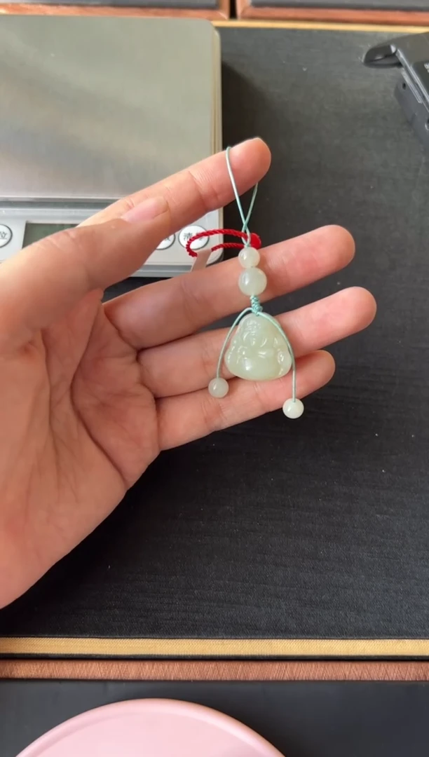 【闪购商品】和田玉吊坠(赠链)未镶嵌且末微色差