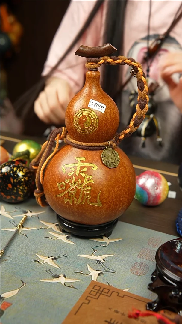 658号600ml左右非遗大漆酒葫芦