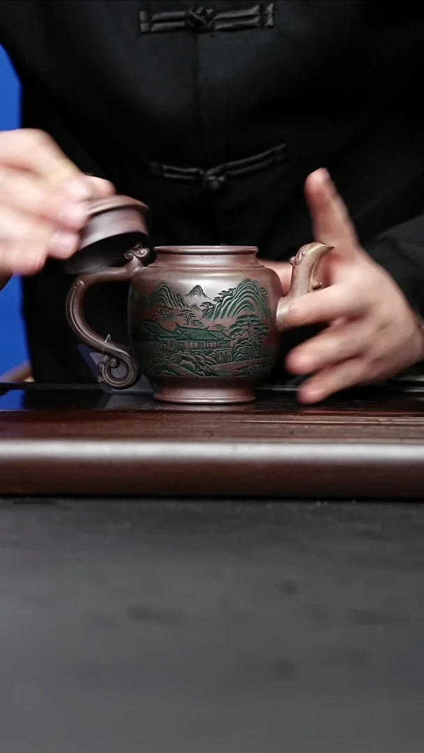 紫砂茶宠宜兴紫砂 山水宫灯 云雾沉香泥 李志刚 704