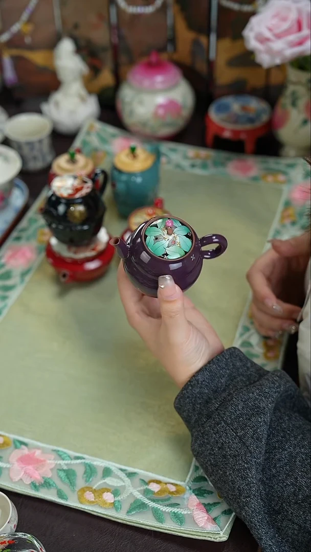 三秋月景德镇手工手绘紫砂壶