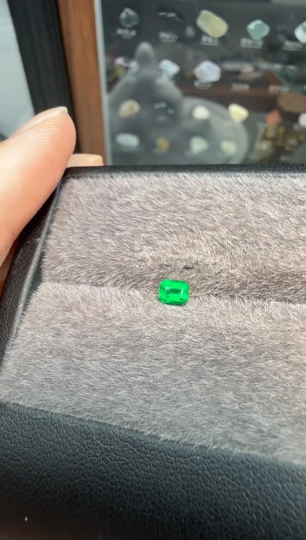 裸石祖母绿swat-0.32CT-A280-1P