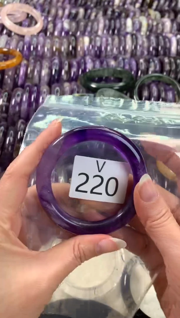 【闪购商品】水晶水晶手镯V未镶嵌220-55