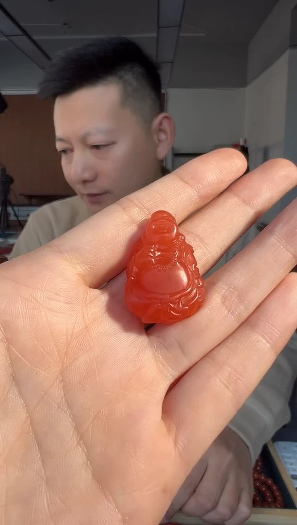 未镶嵌手链南红玛瑙A22河湾冰红南红雕刻件28*19*11mm+