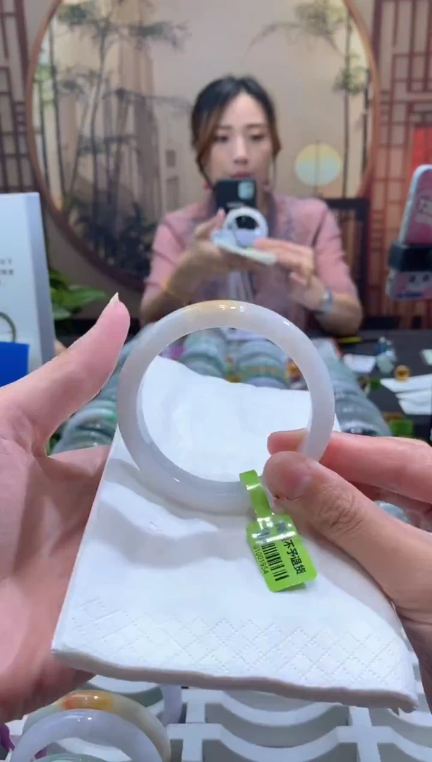 未镶嵌手镯翡翠000050426