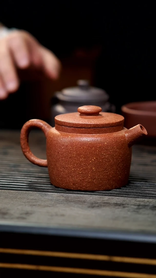 【闪购商品】紫砂茶壶23-8目粗砂血降坡高巨轮200cc