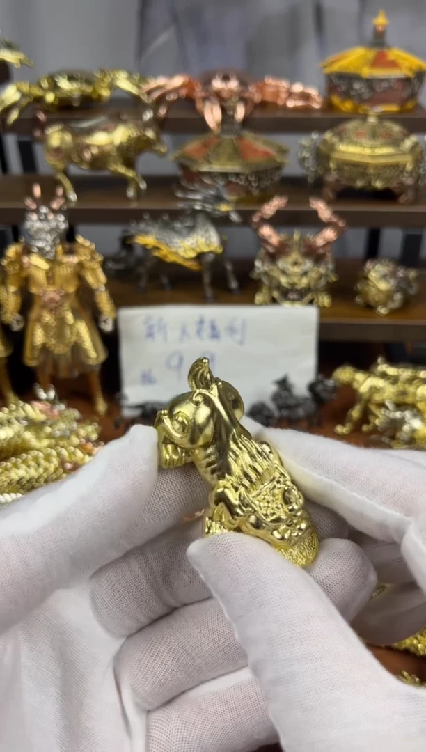 小号咬钱貔貅黄铜摆件