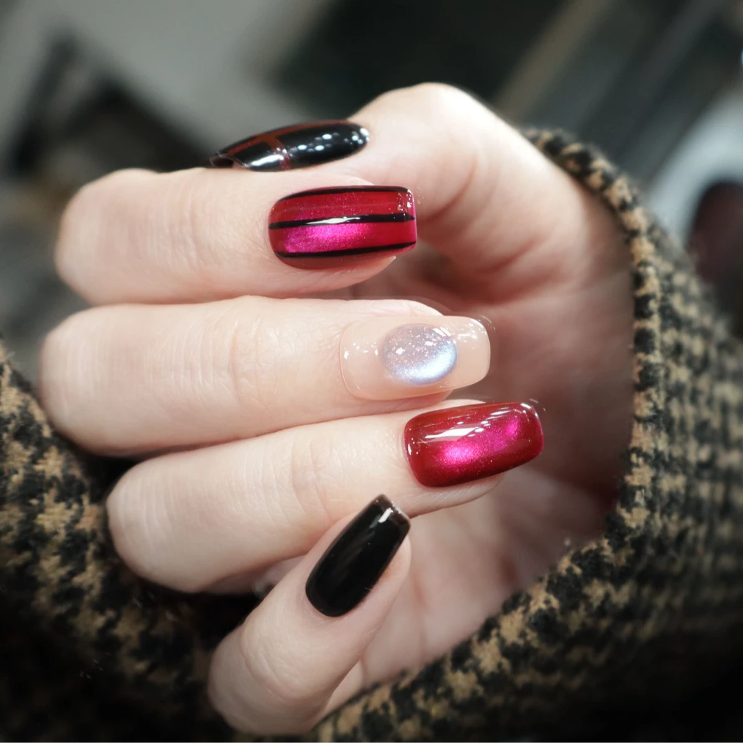 068  黑梅序曲   纯手工穿戴甲