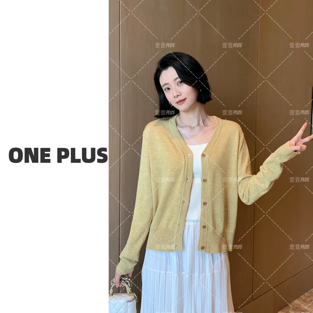 【壹壹plus】超细绵羊毛春季穿搭气质洋气减龄针织木扣小开衫薄款