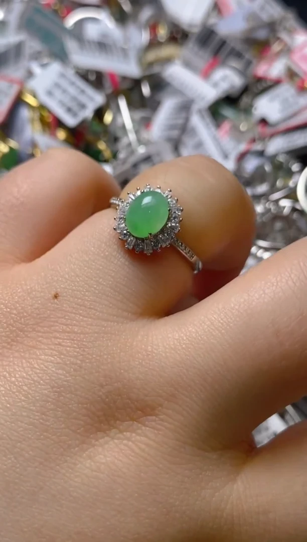 银S925镶嵌戒指翡翠百内无证书