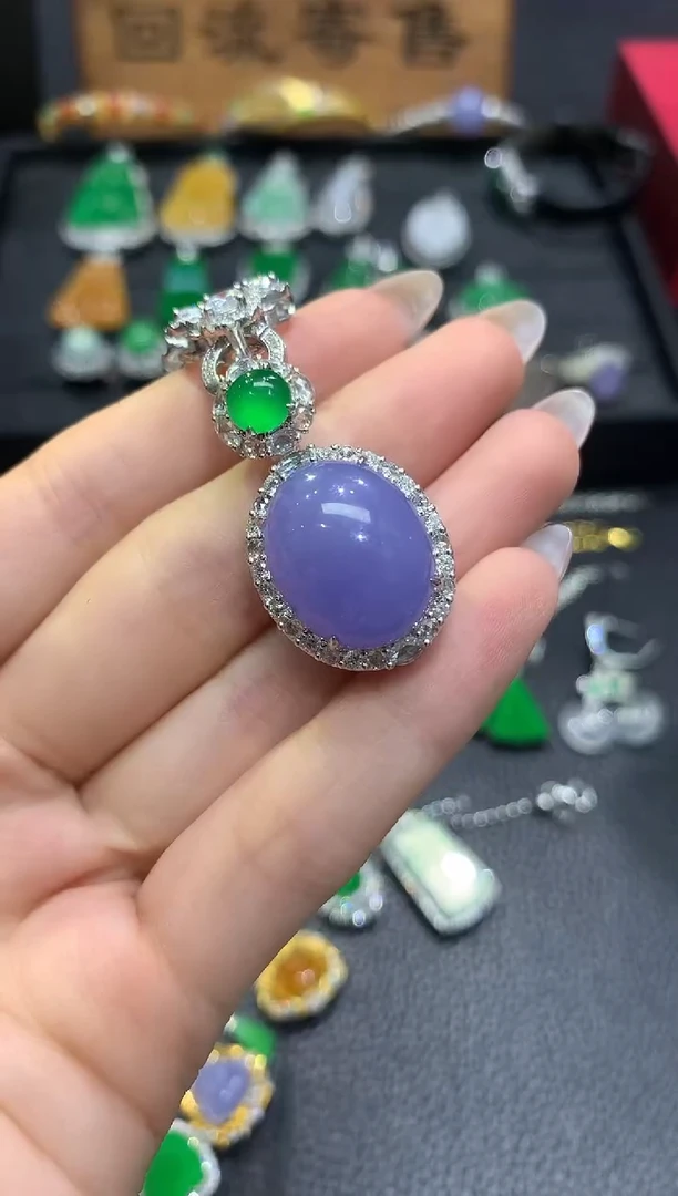 吊坠(不含链)18K金镶嵌翡翠50