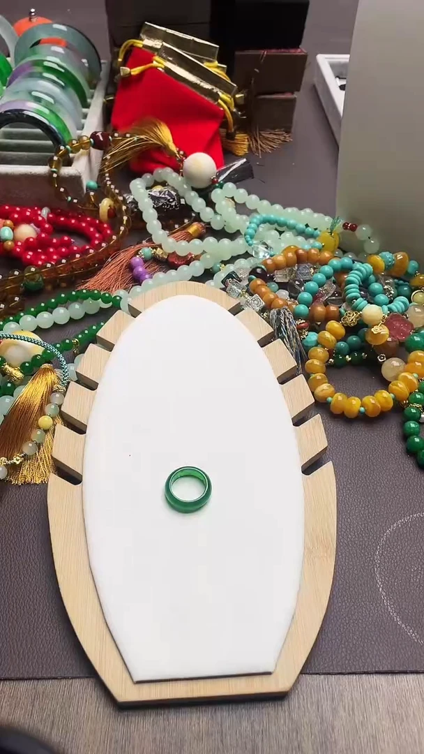 裸石琥珀未镶嵌00000000449