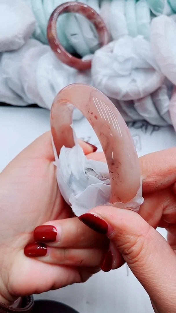 【闪购商品】石英质玉手镯未镶嵌T309-60-61