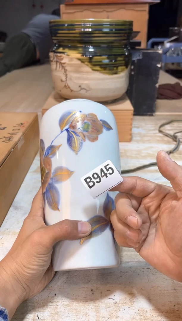 瓷片何****人直播定闪专用链接566