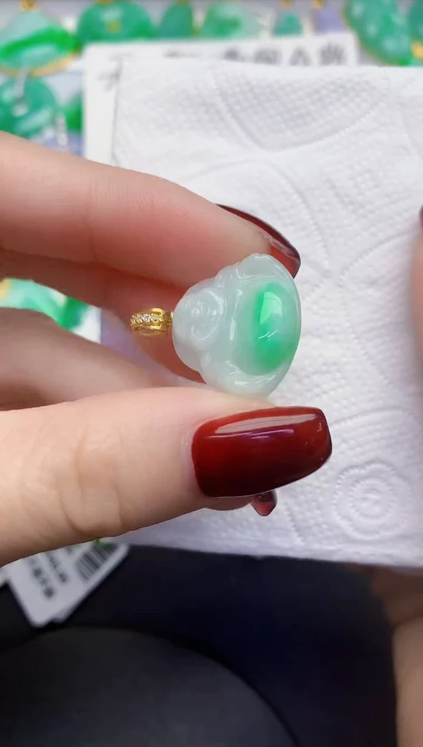 颈饰未镶嵌翡翠缅甸天然翡翠A货