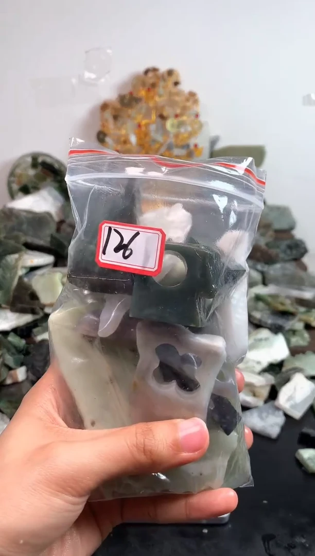 未镶嵌和田玉摆件126