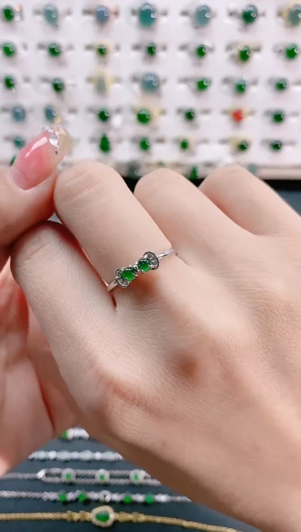 【闪购商品】翡翠戒指银S925镶嵌天然翡翠