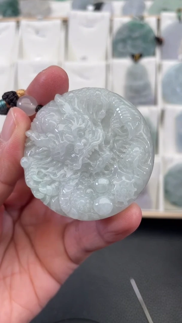 颈饰未镶嵌翡翠天然缅甸翡翠A货366