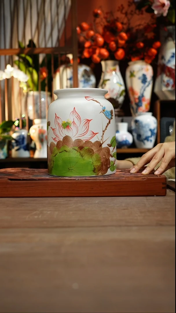 当代景德镇设计师釉下手绘陶瓷花瓶