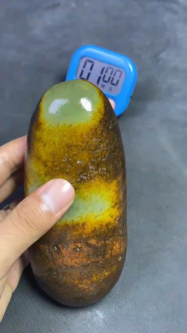 未镶嵌和田玉把件扬****.和田玉