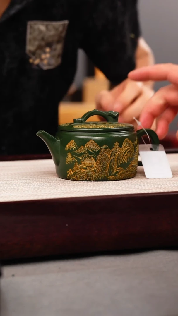 茶杯紫砂绿泥 如意汉瓦 观山 描金