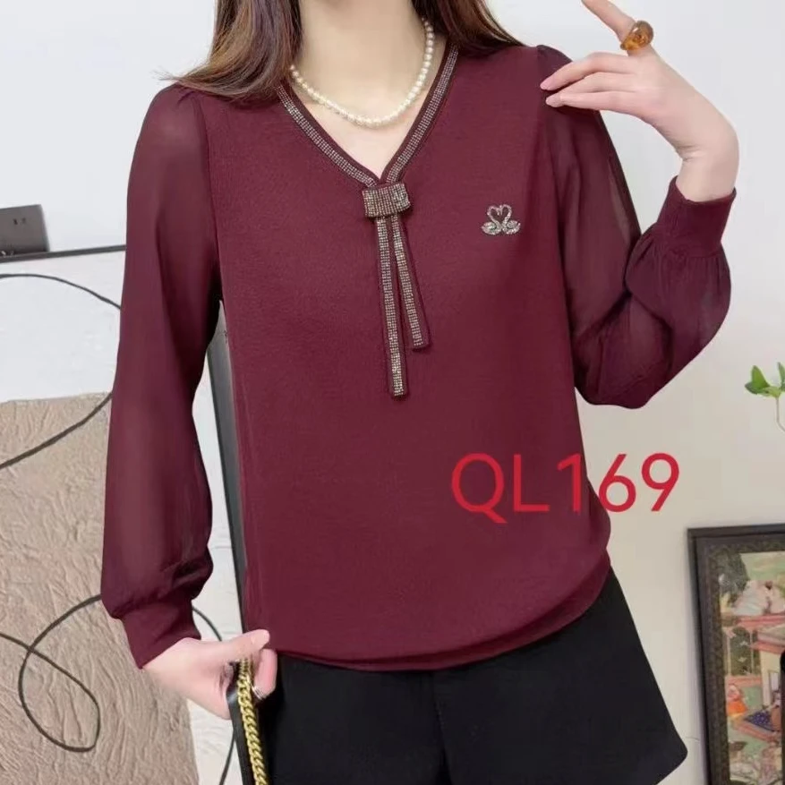 商场同款正品2025春季新款V领镶钻时尚T恤减龄大码女装潮