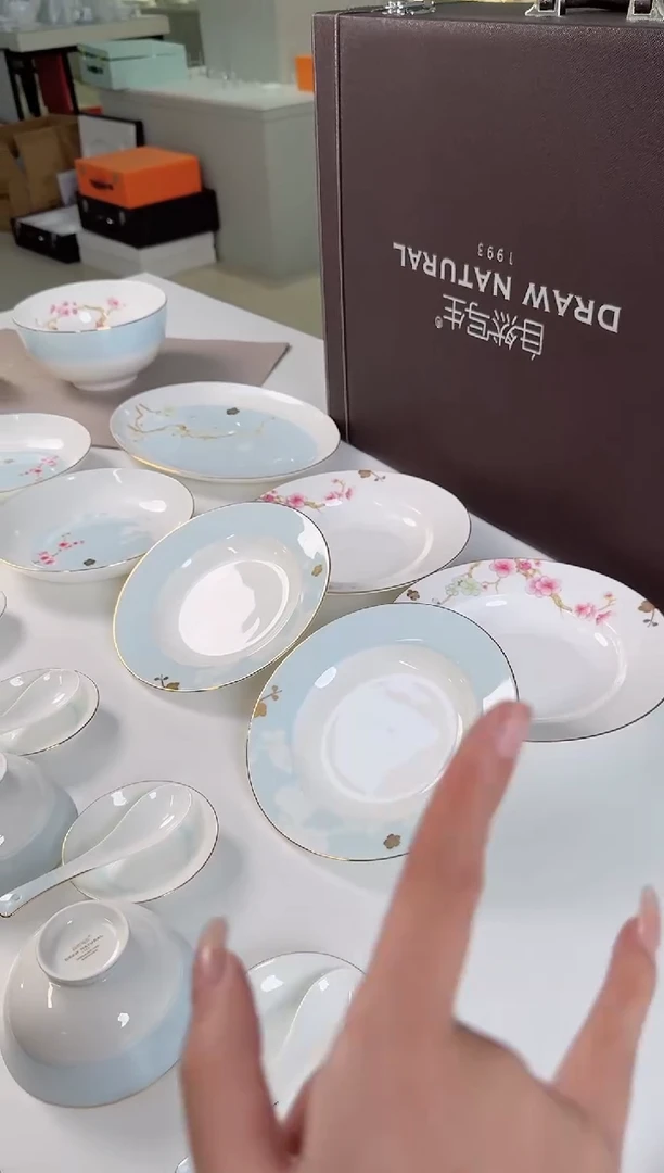 【闪购商品】小乔推荐如图所示