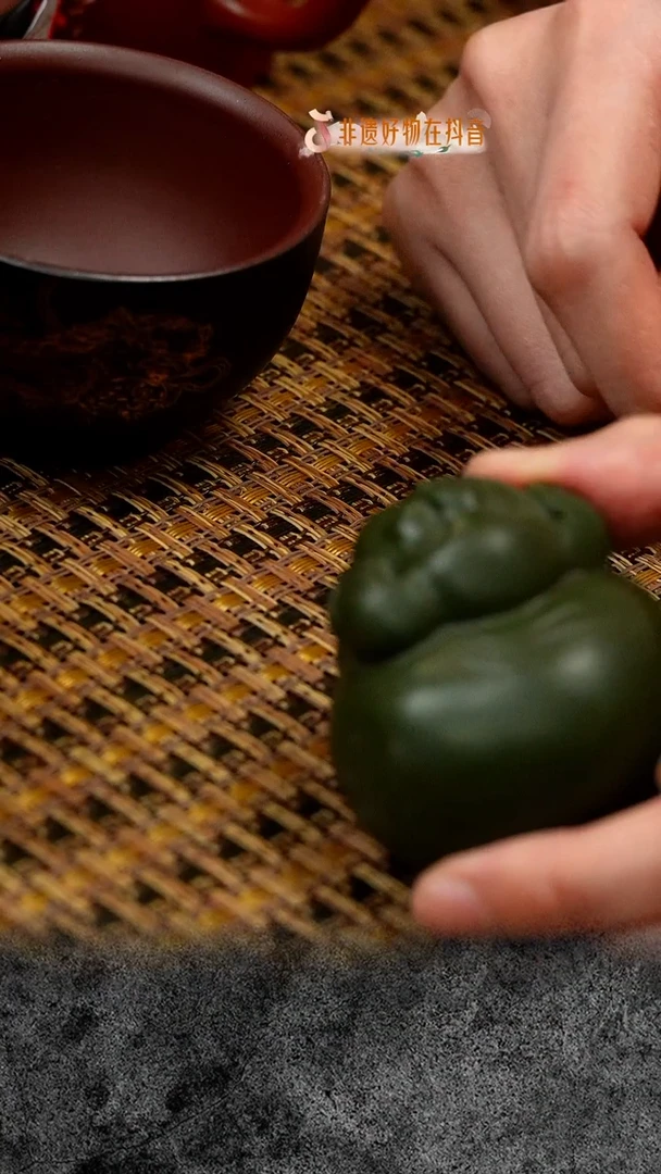 茶壶紫砂紫砂 宜兴紫砂 绿猪