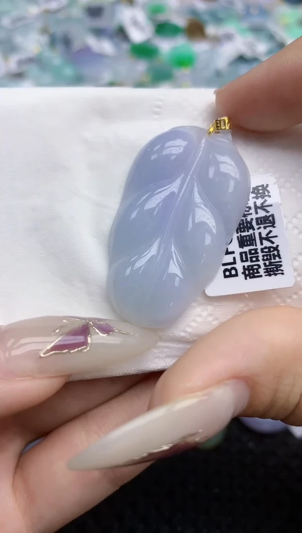 翡翠挂件18K金镶嵌   天然翡翠A货