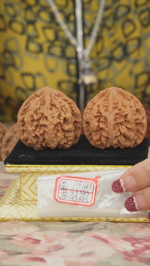 把件文玩核桃非嫁接大粗筋